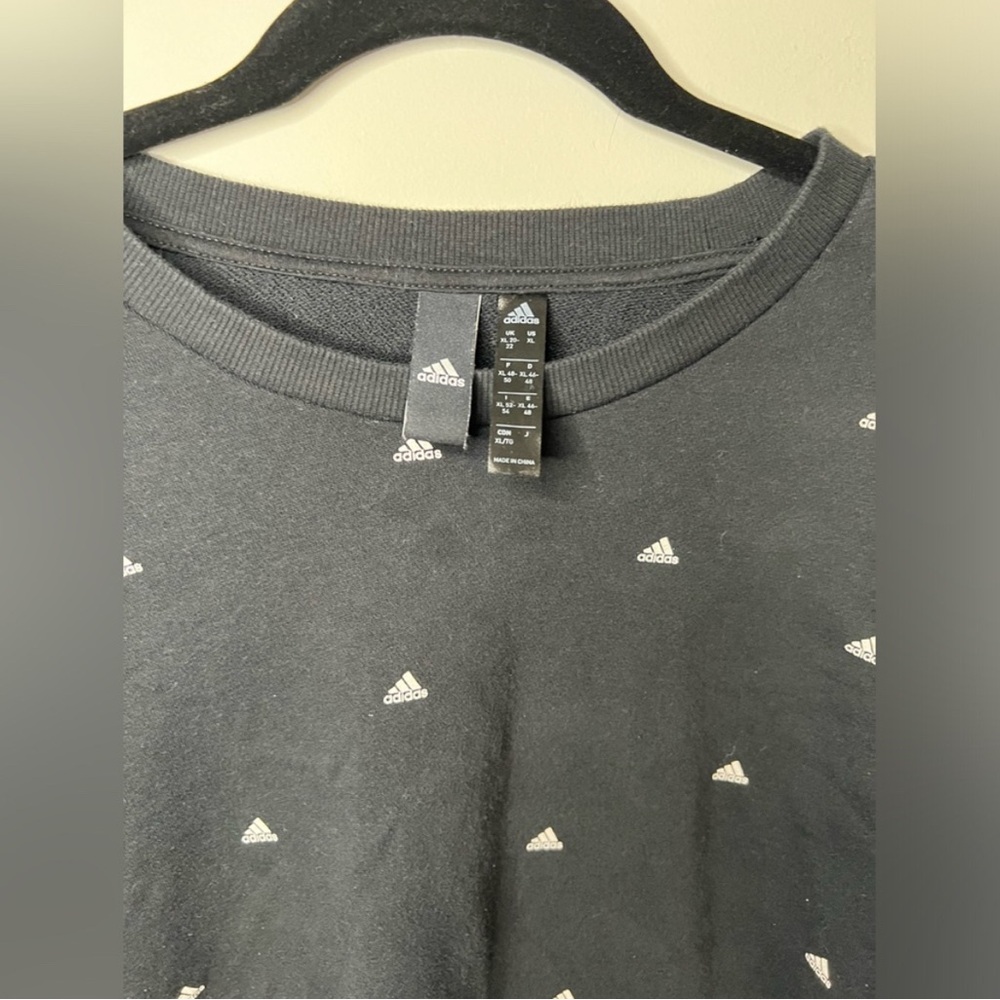 Adidas - Crewneck Long Sleeve - Size XL - Picture 3 of 9